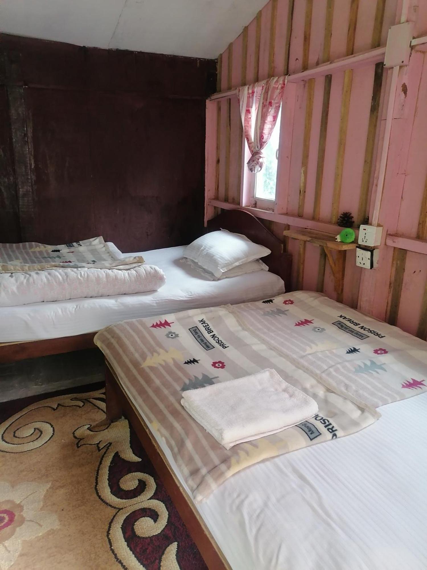 Jungle Crown Organic Homestay ناغاركوت الغرفة الصورة